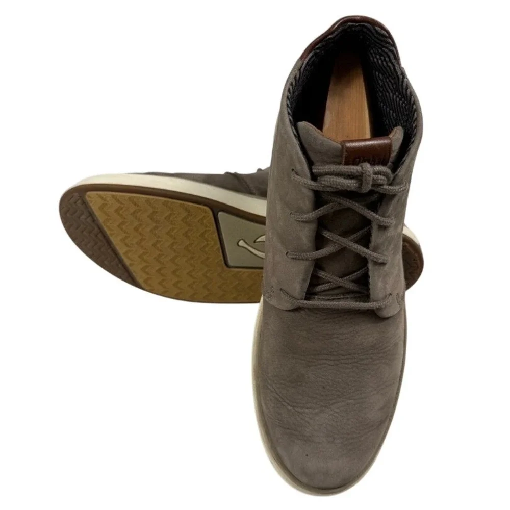 OluKai Papaku Ili Mens 10.5 Leather Chukka Boots Taupe Gray 10520-1313